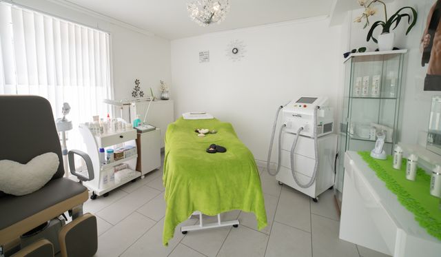 Baker St clinic